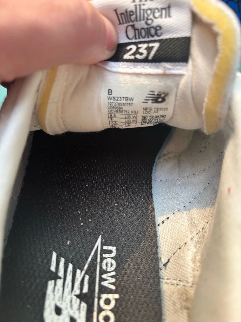New Balance women’s  Retro Runner in Cream and Black